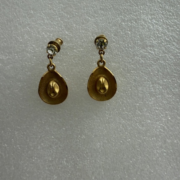 Vintage Gold colred cowboy hat earings with cubic zirconia - Picture 5 of 5